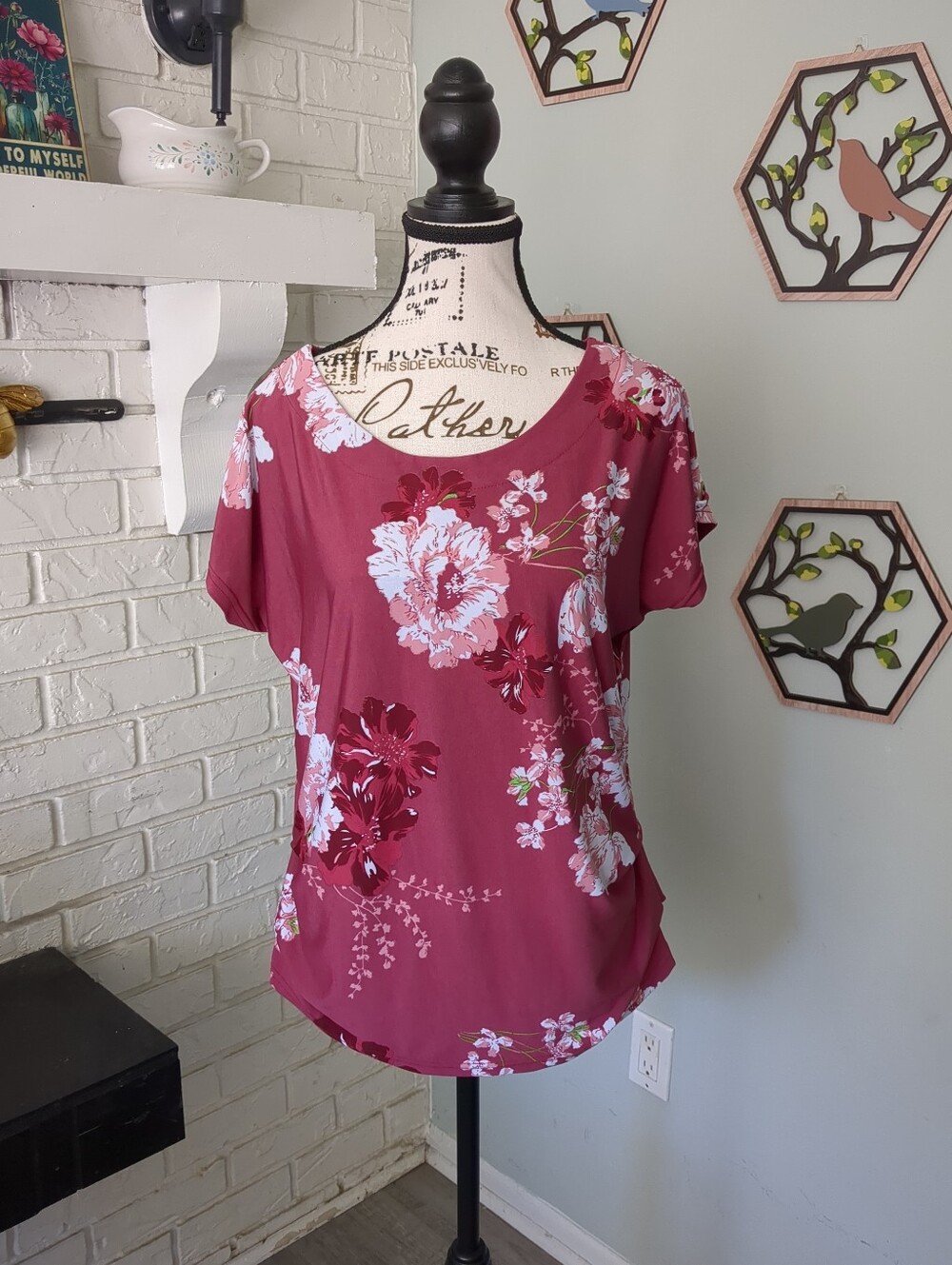 **3/$10** Jon & Anna Top Size Medium